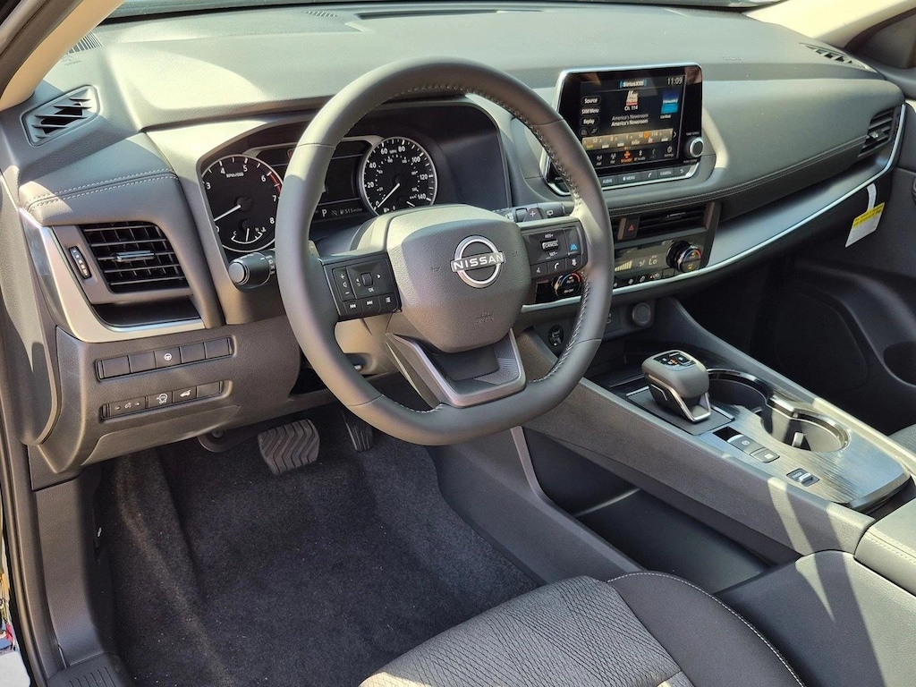 New 2026 Nissan Rogue SV SUV