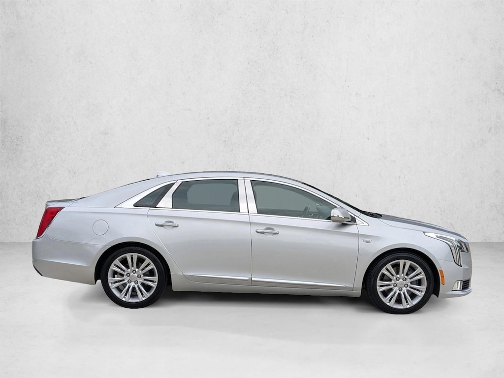 Used 2018 CADILLAC XTS Luxury Sedan