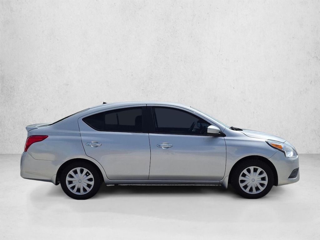 Used 2015 Nissan Versa SV Sedan