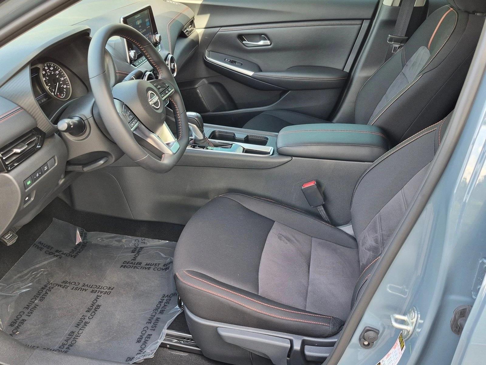 2025 Nissan Sentra SR - Photo 15