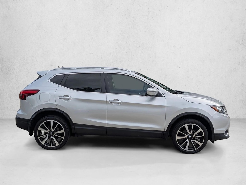 Used 2017 Nissan Rogue Sport SL SUV