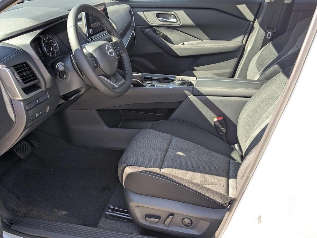 New 2026 Nissan Rogue SV SUV