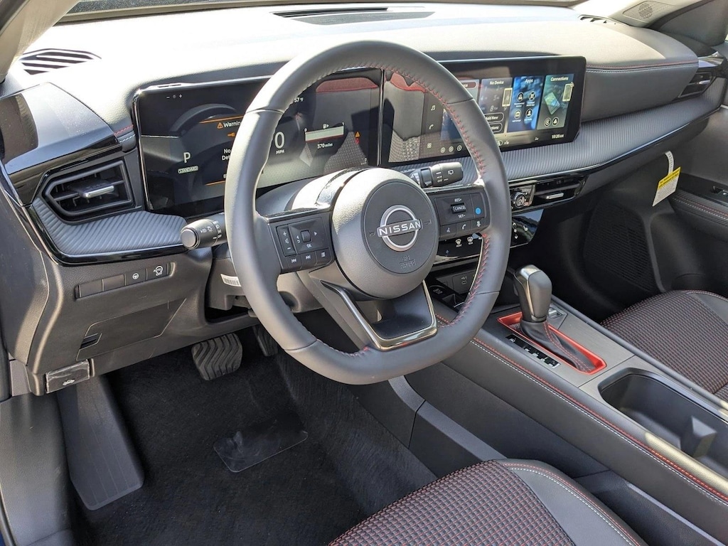 New 2026 Nissan Kicks SR SUV