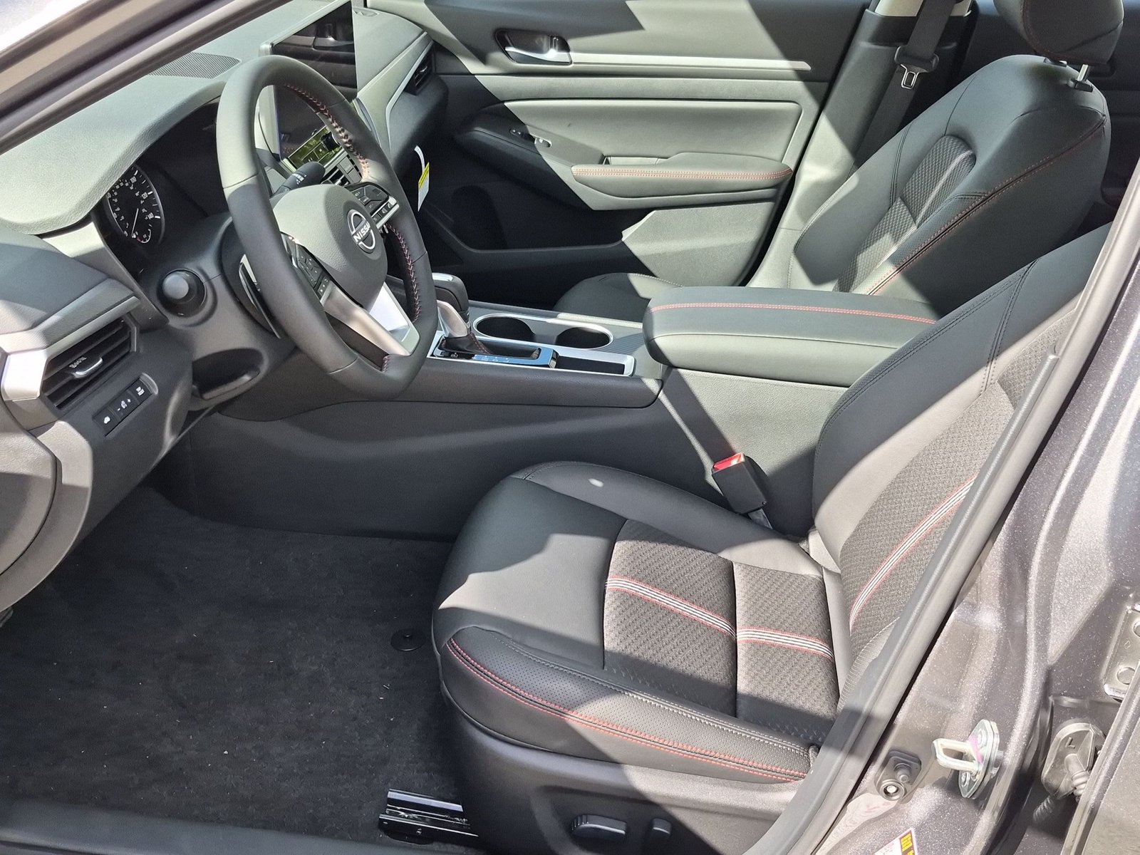 New 2026 Nissan Altima SR Sedan