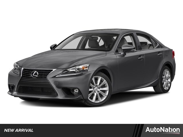2016 Lexus IS 350 200t's photo