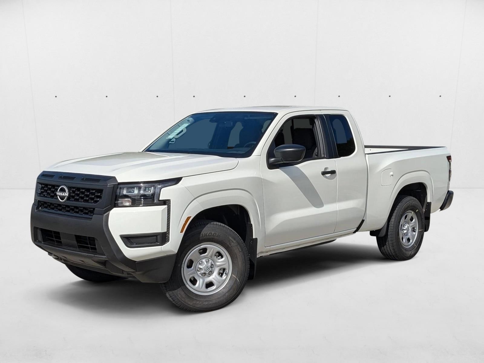 2026 Nissan Frontier S's photo