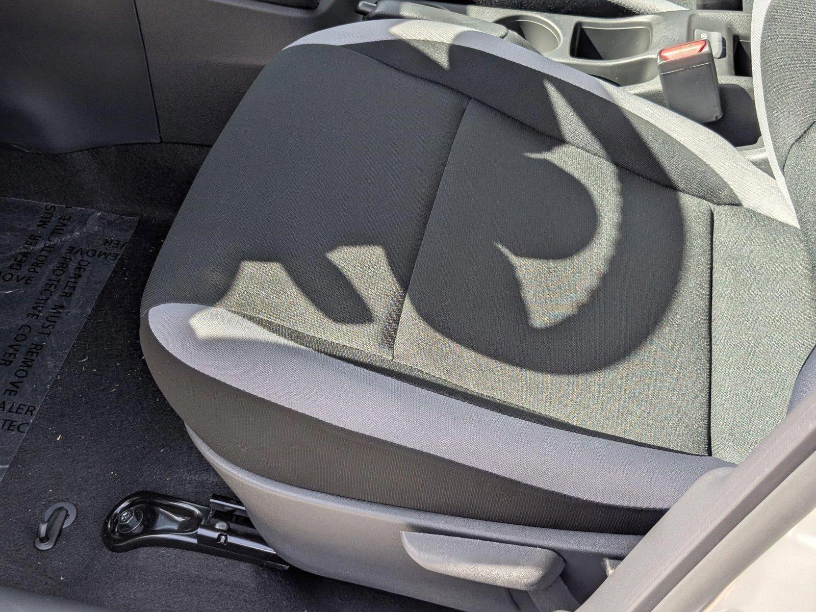 2025 Nissan Versa S photo 4