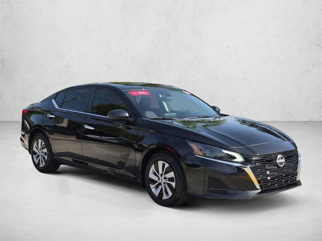 Certified 2025 Nissan Altima S Sedan