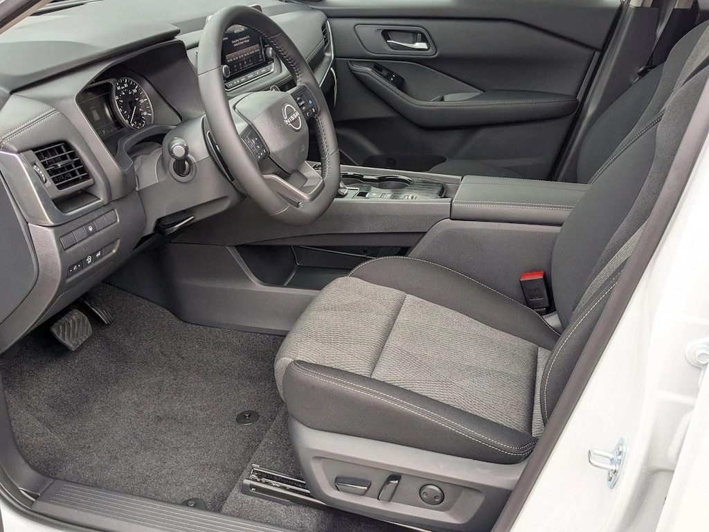 New 2026 Nissan Rogue SV SUV