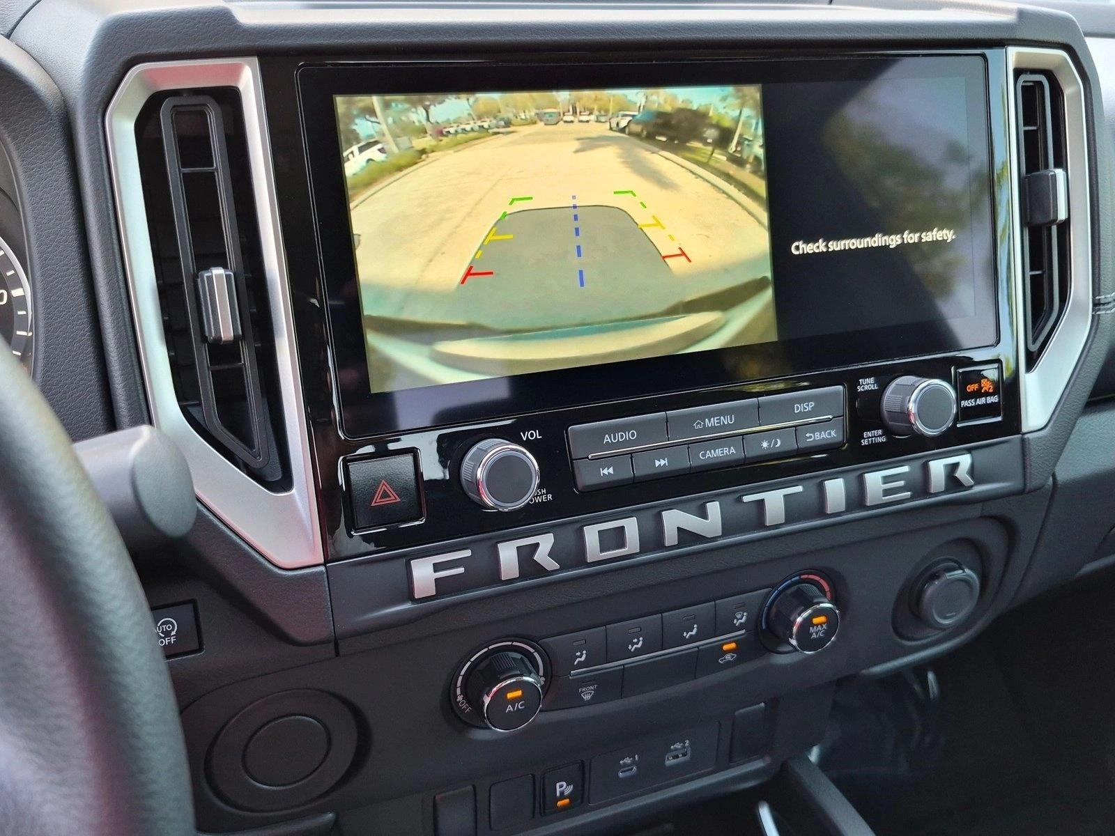 2025 Nissan Frontier SV - Photo 13