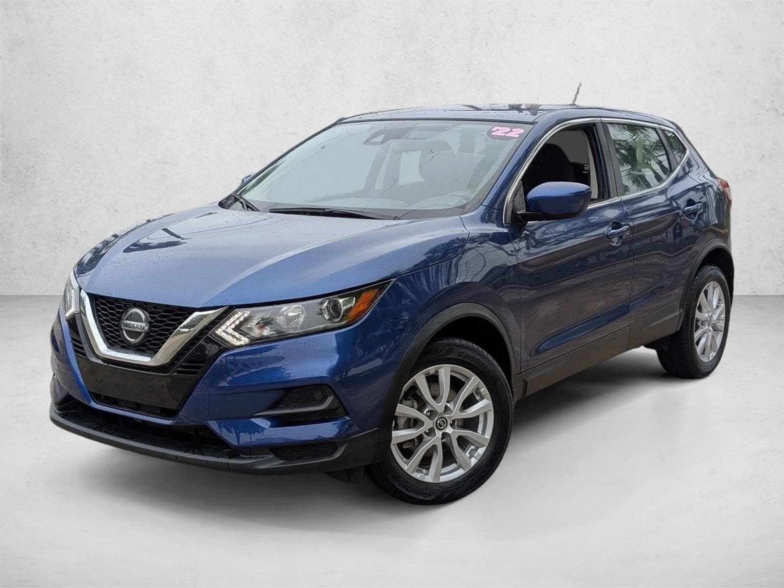 2022 Nissan Rogue Sport S