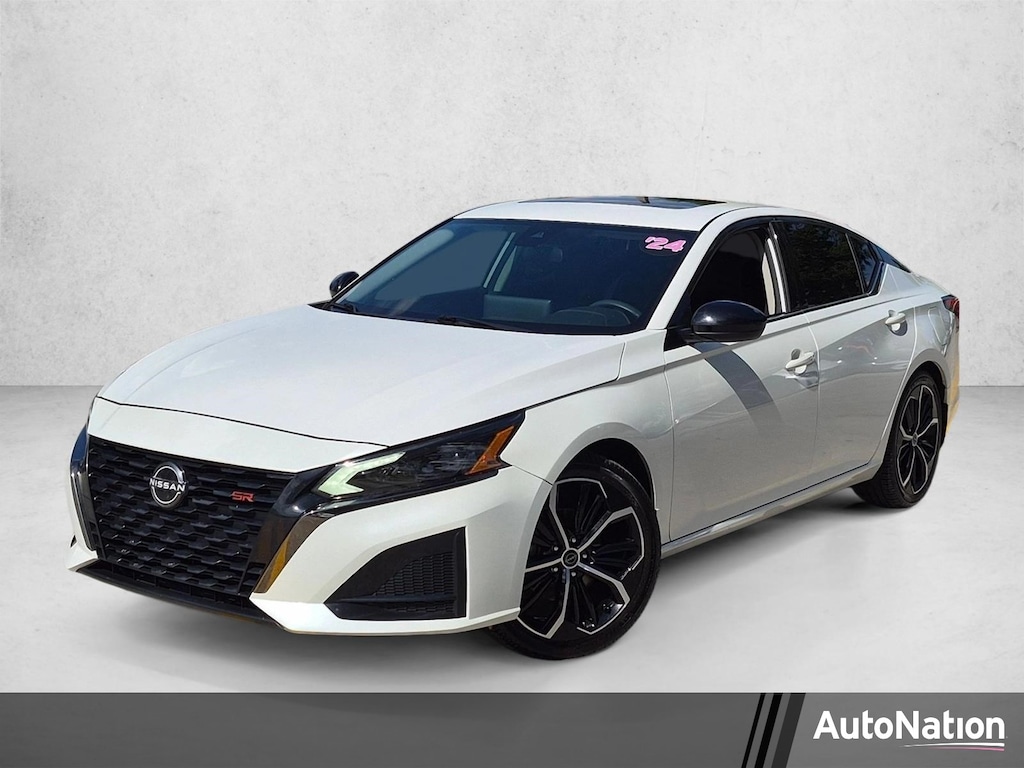Used 2024 Nissan Altima 2.5 SR Sedan