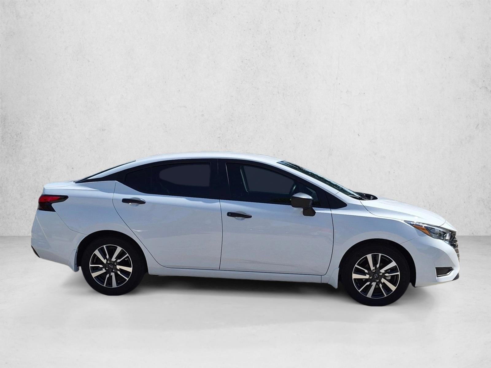 2025 Nissan Versa Sedan S - Photo 4