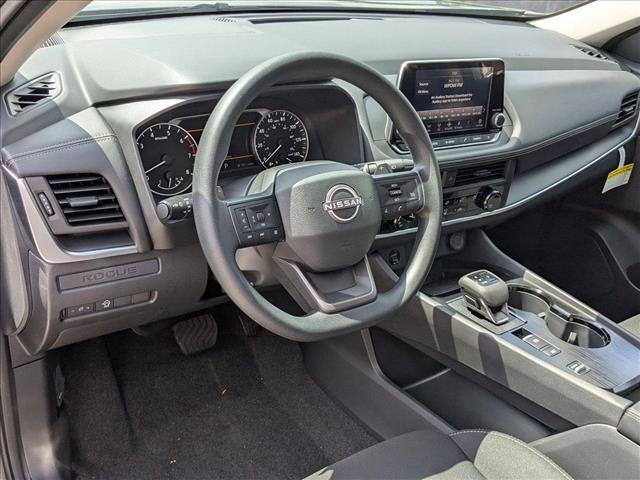 2025 Nissan Rogue S photo 3