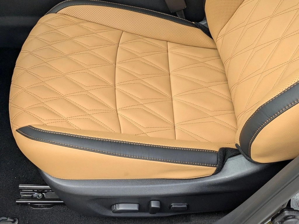 New 2025 Nissan Sentra SV Sedan