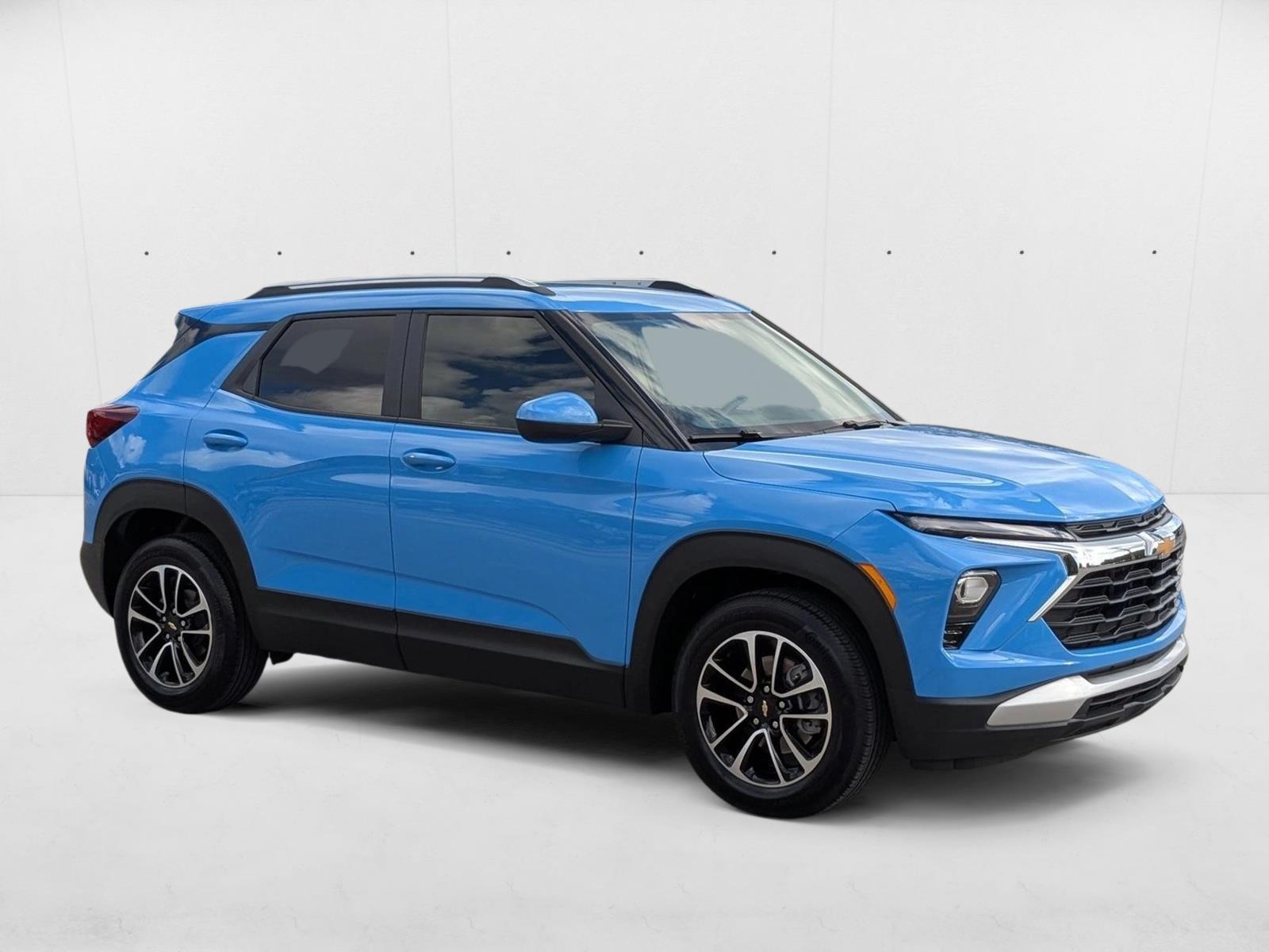 2024 Chevrolet Trailblazer LT photo 3
