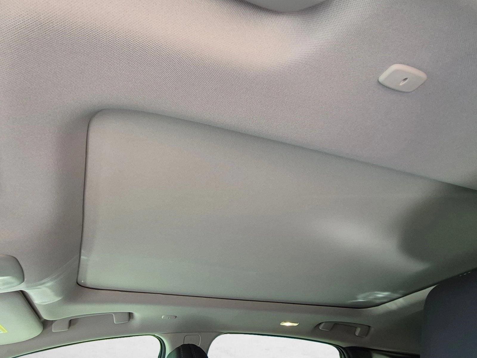 2025 Nissan Murano SL - Photo 16
