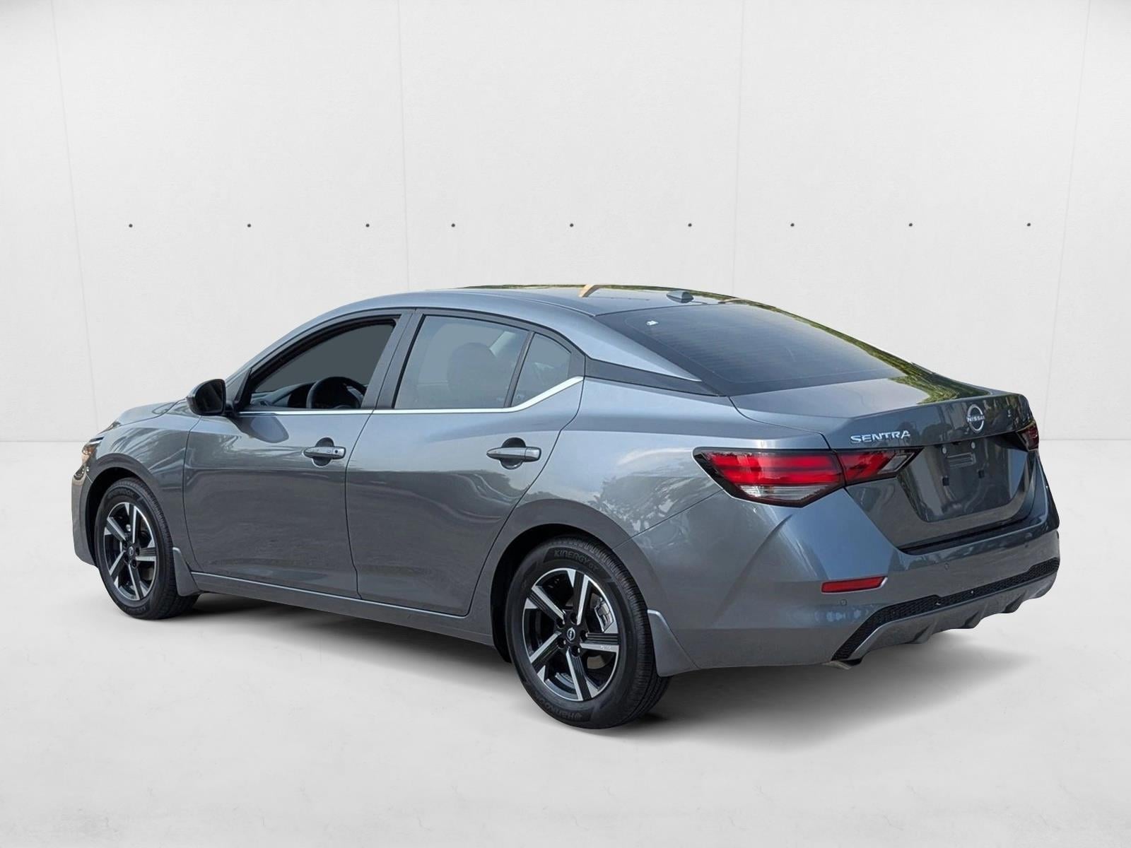 2025 Nissan Sentra SV - Photo 8