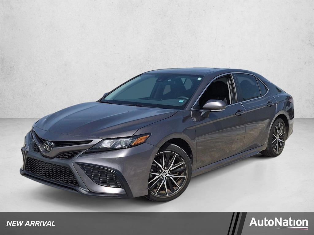 Used 2024 Toyota Camry SE Sedan