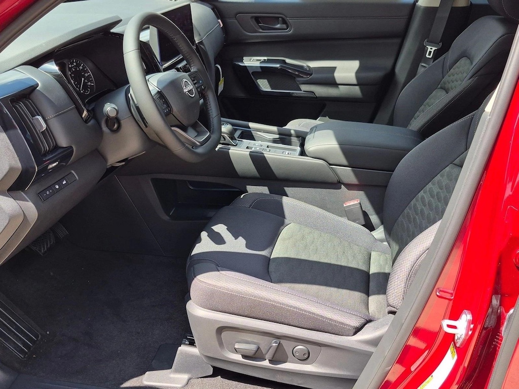 New 2026 Nissan Pathfinder SV SUV