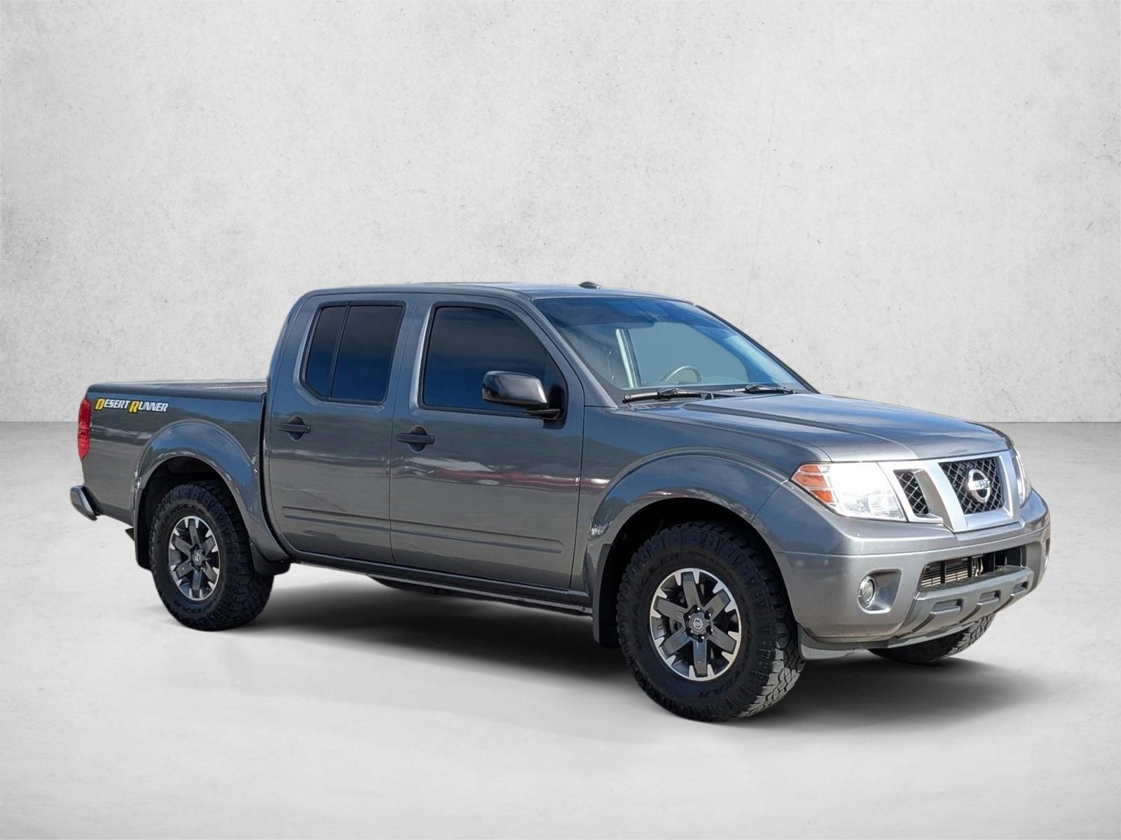 2018 Nissan Frontier Desert Runner photo 3