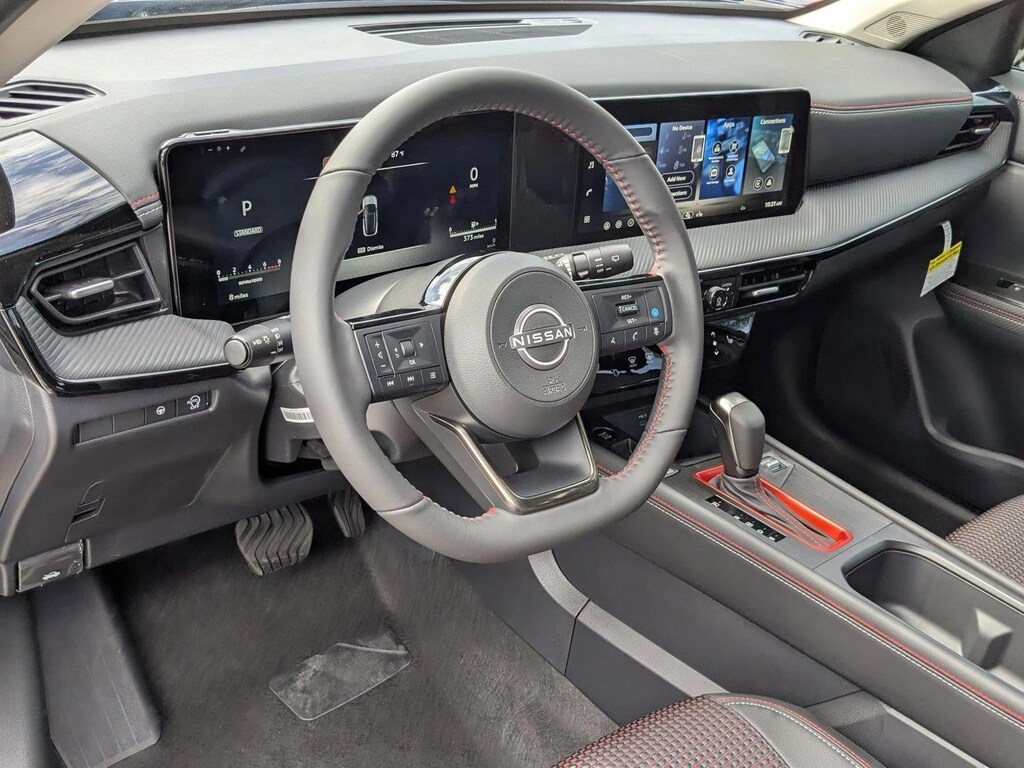 New 2026 Nissan Kicks SR SUV