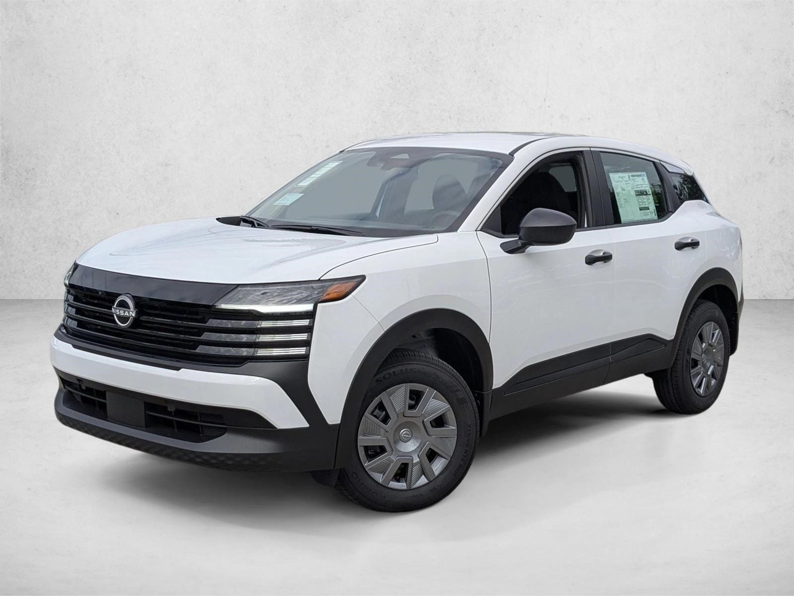 2026 Nissan KICKS S's photo