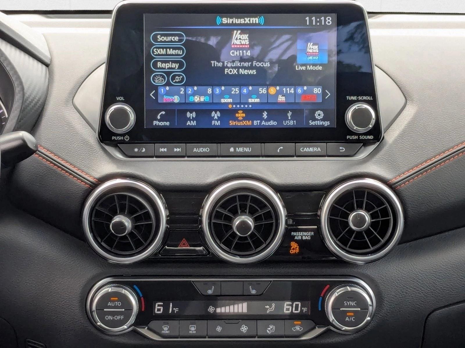 2025 Nissan Sentra SR - Photo 11