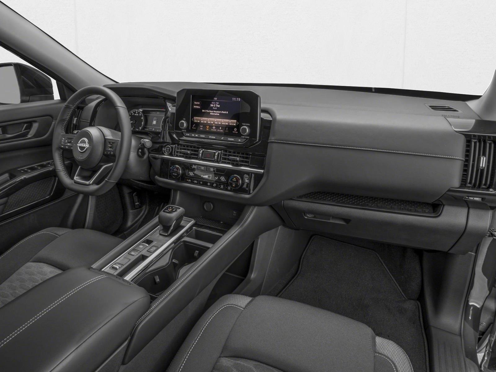 2025 Nissan Pathfinder SV photo 5