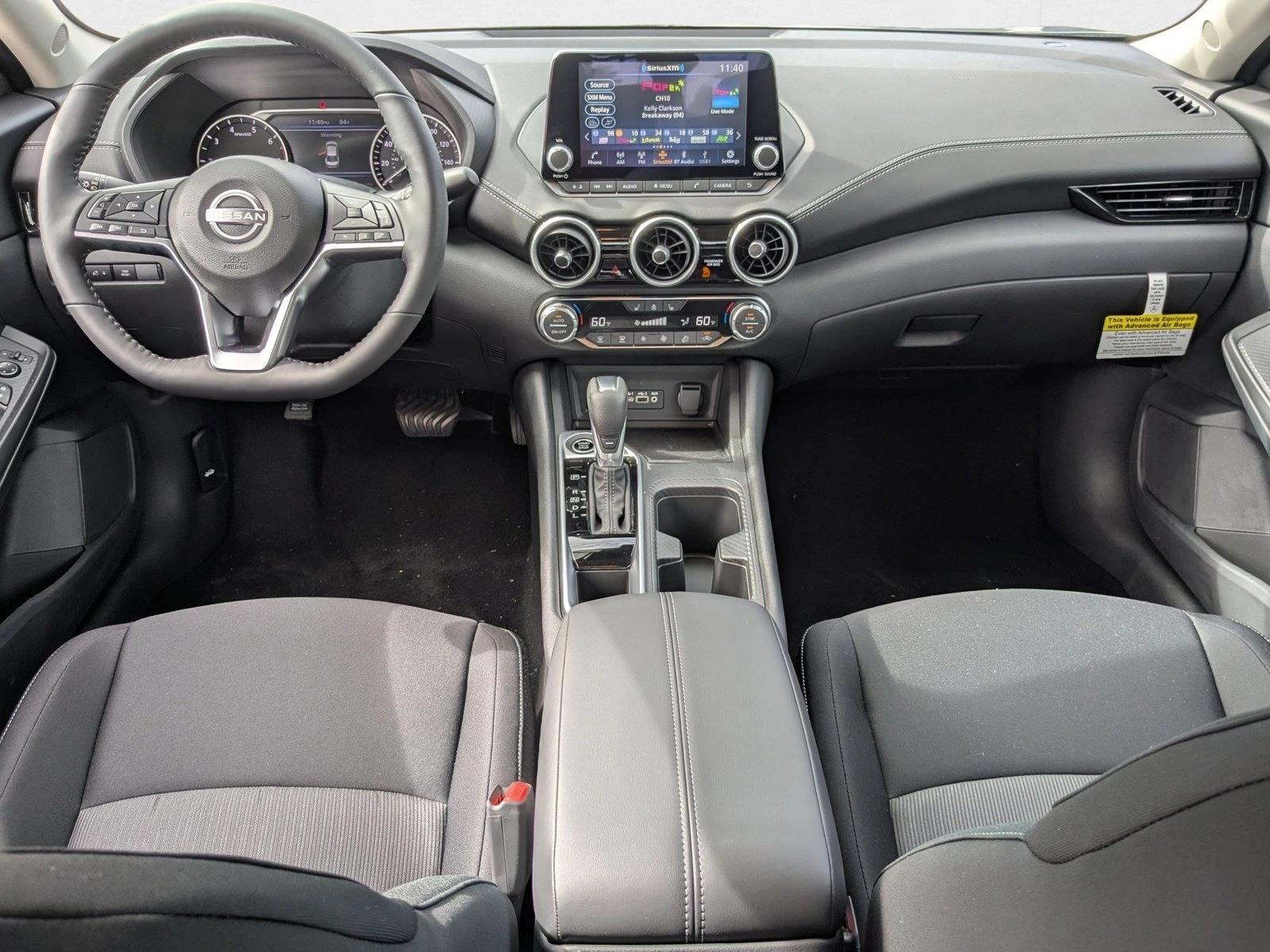 2025 Nissan Sentra SV - Photo 12