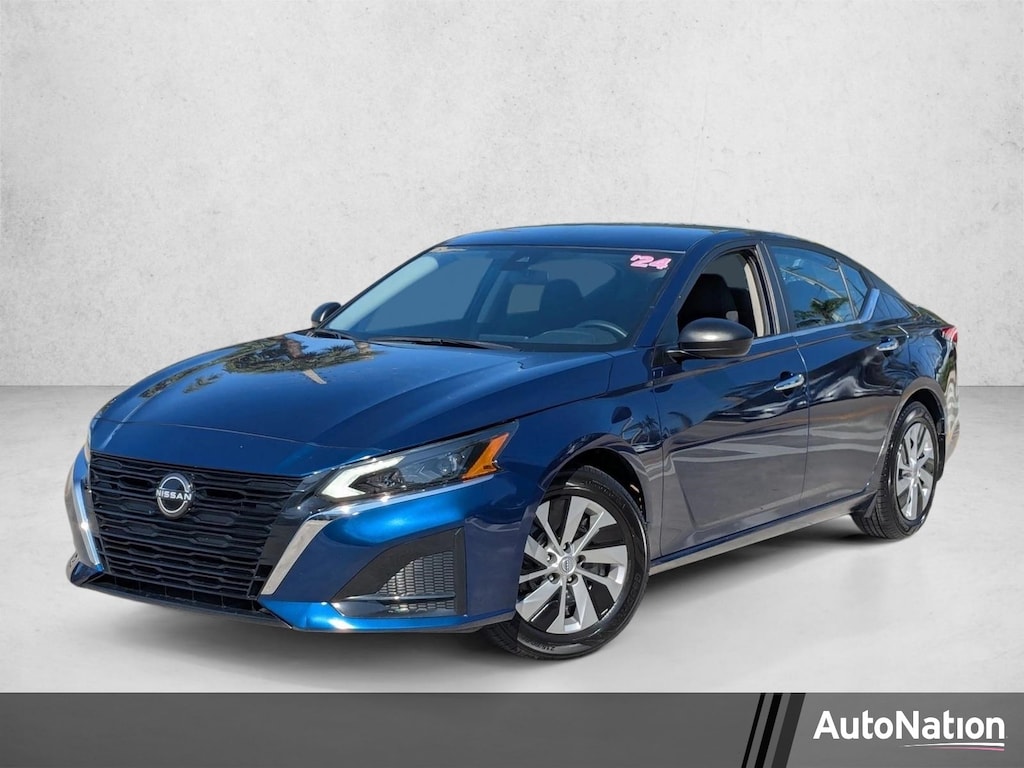 Used 2024 Nissan Altima 2.5 S Sedan