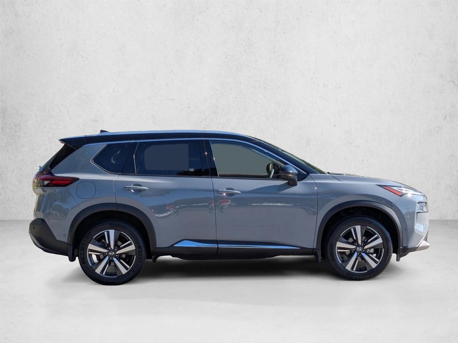 2021 Nissan Rogue AWD Platinum photo 4