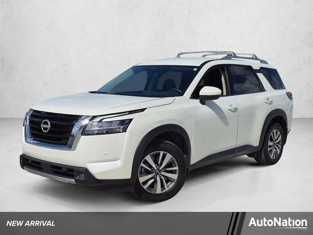 Used 2022 Nissan Pathfinder SL SUV