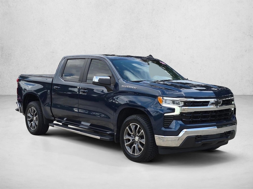 Used 2022 Chevrolet Silverado 1500 LT Truck Crew Cab