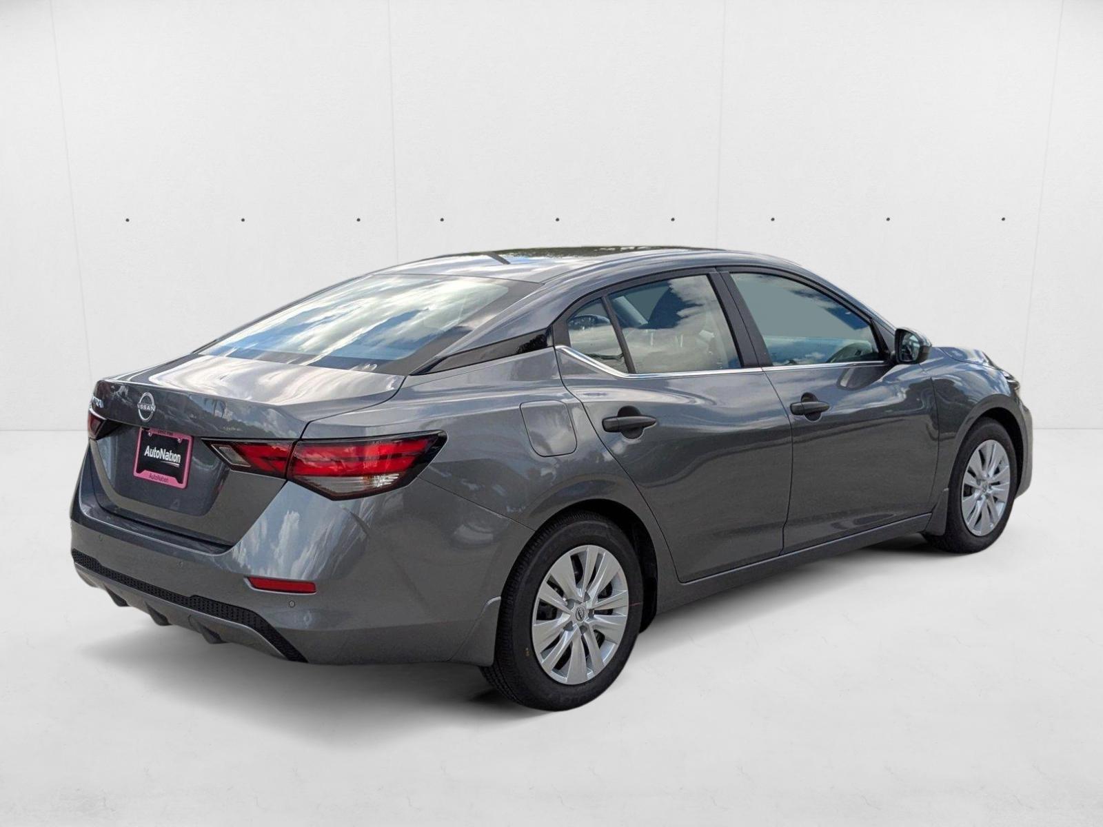2025 Nissan Sentra S photo 2