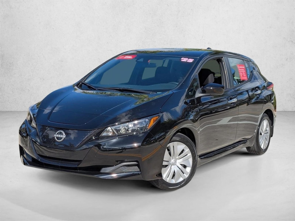 Certified 2023 Nissan LEAF S Hatchback