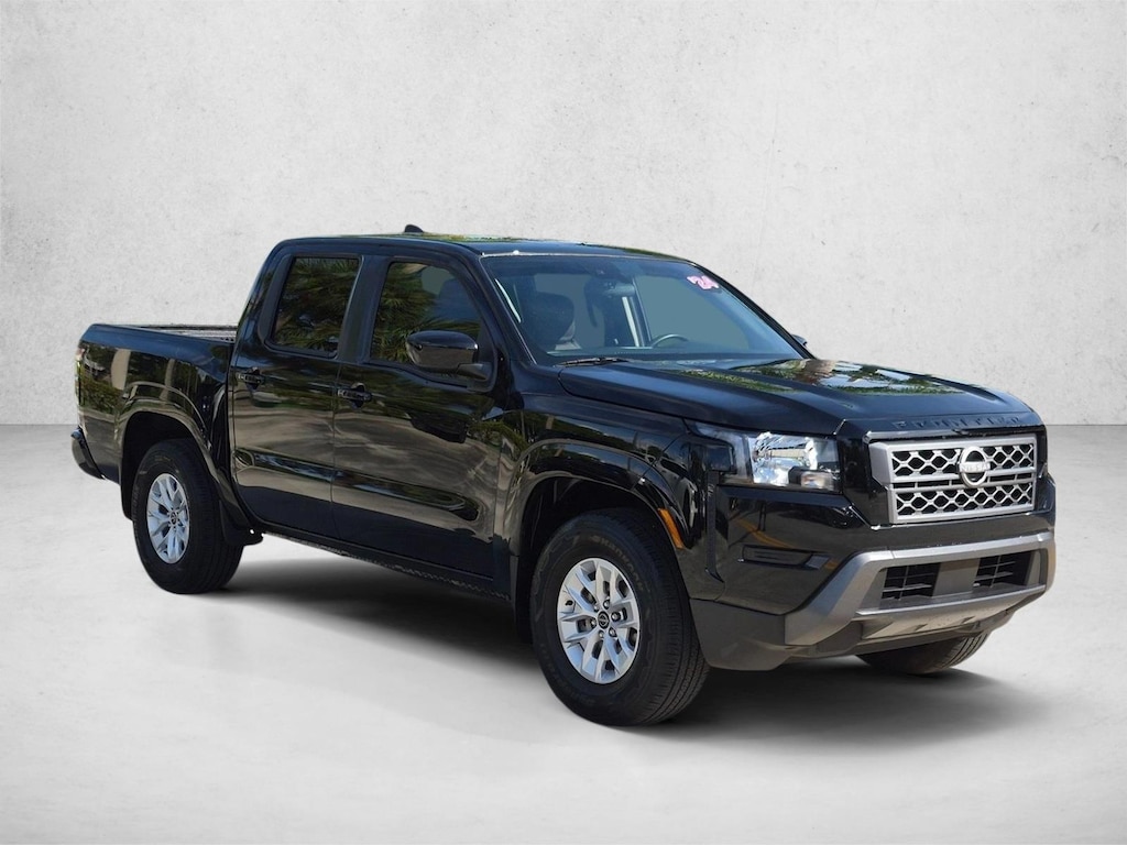 Used 2024 Nissan Frontier SV Truck Crew Cab