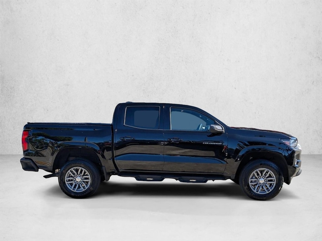 Used 2023 Chevrolet Colorado 2WD LT Truck Crew Cab