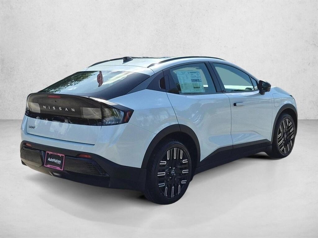 New 2026 Nissan LEAF PLATINUM+ SUV