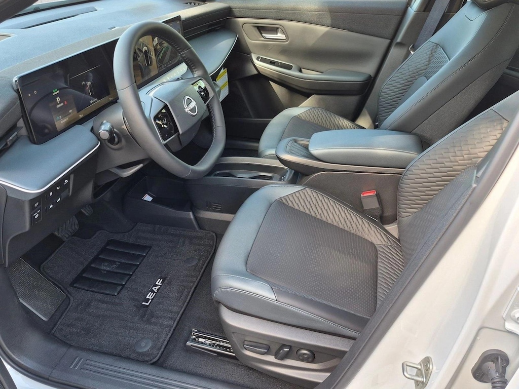 New 2026 Nissan LEAF PLATINUM+ SUV