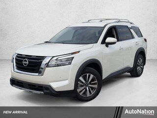 2024 Nissan Pathfinder SL SUV