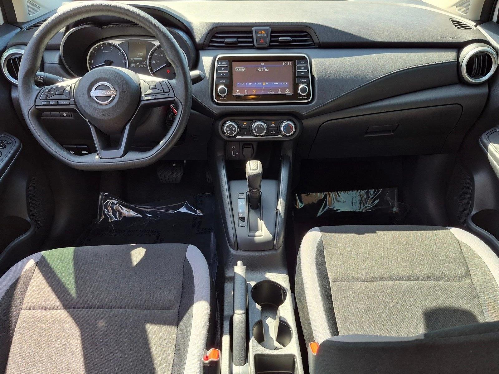 2025 Nissan Versa Sedan S - Photo 17