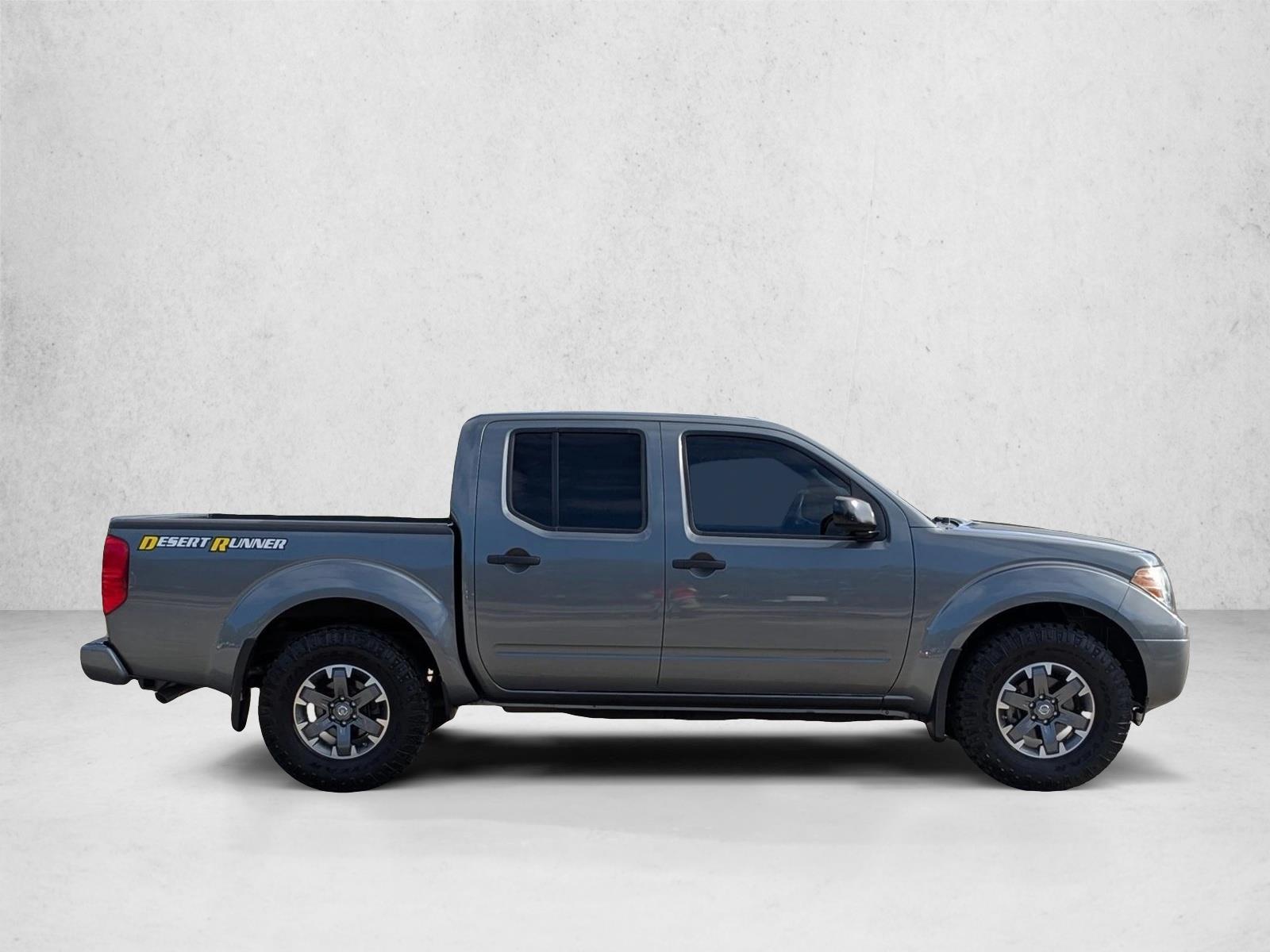 2018 Nissan Frontier Desert Runner photo 4