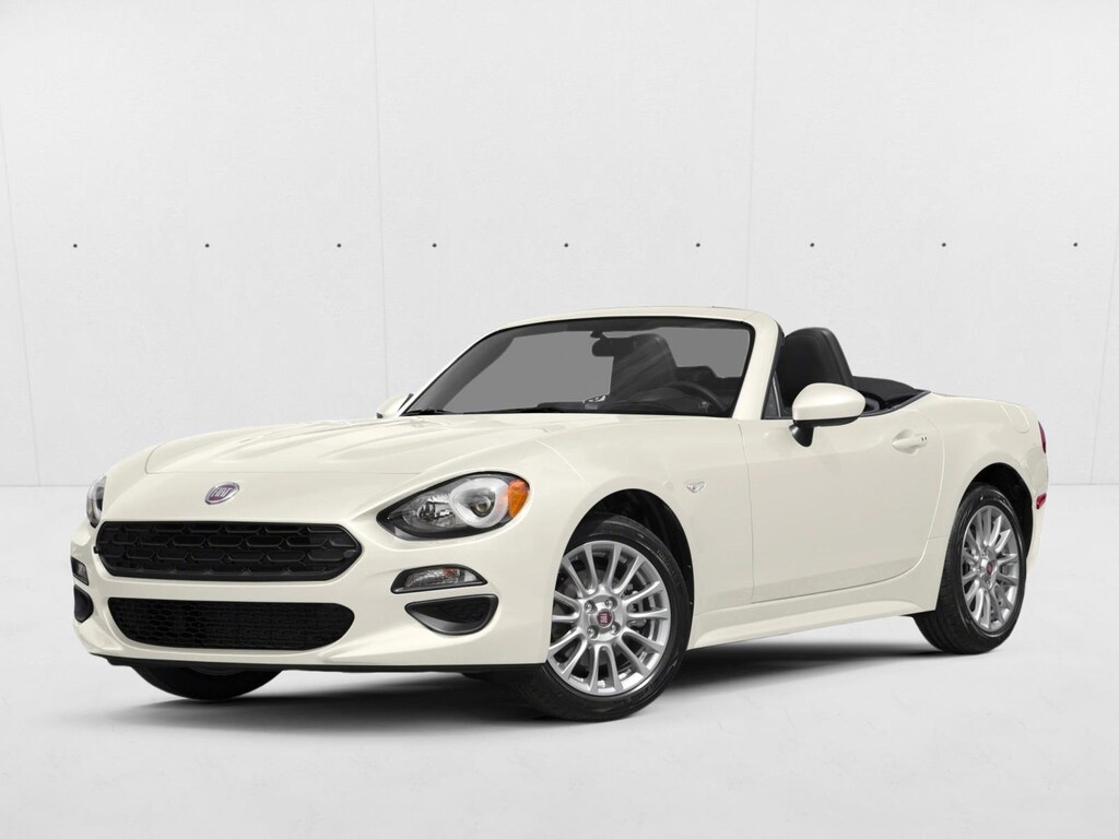 Used 2017 FIAT 124 Spider Classica Convertible