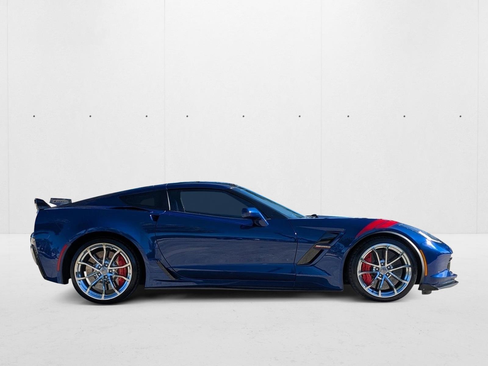 2018 Chevrolet Corvette Grand Sport Coupe 3LT photo 4