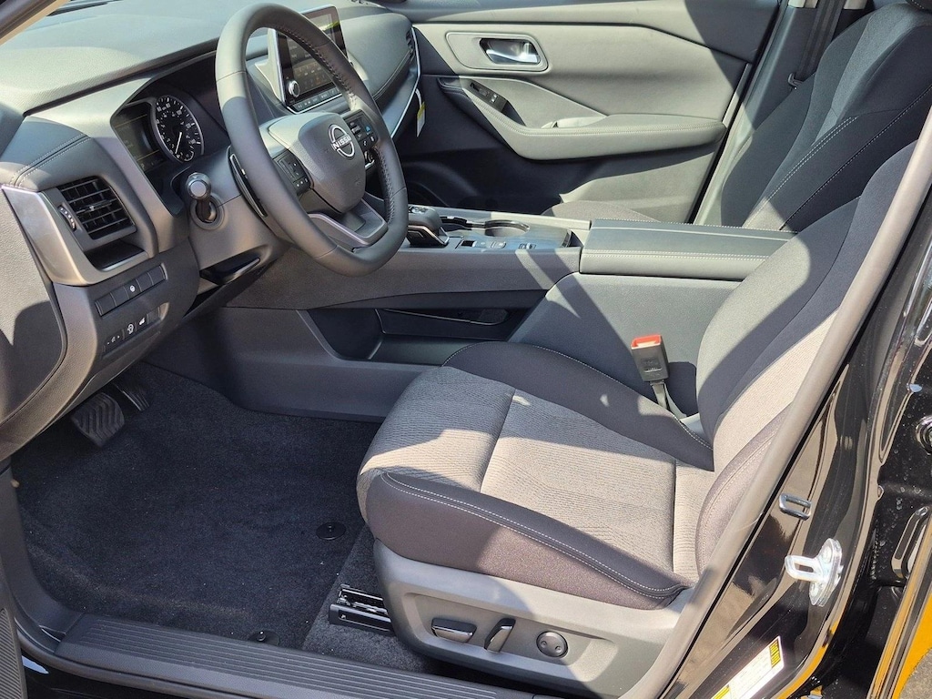 New 2026 Nissan Rogue SV SUV