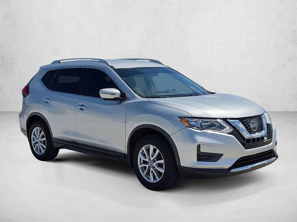 Used 2017 Nissan Rogue SV SUV
