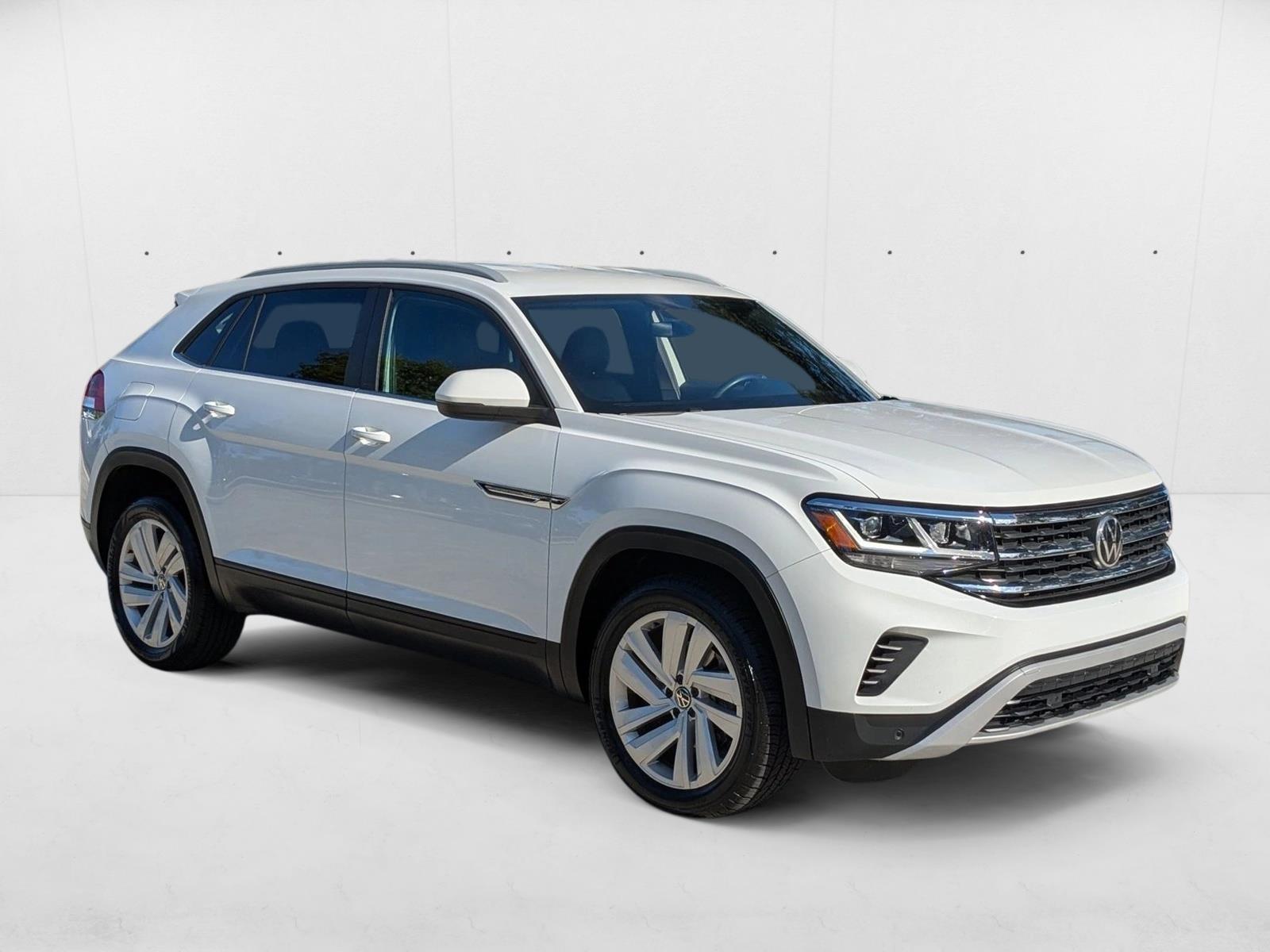 2021 Volkswagen Atlas Cross Sport SE Technology photo 3