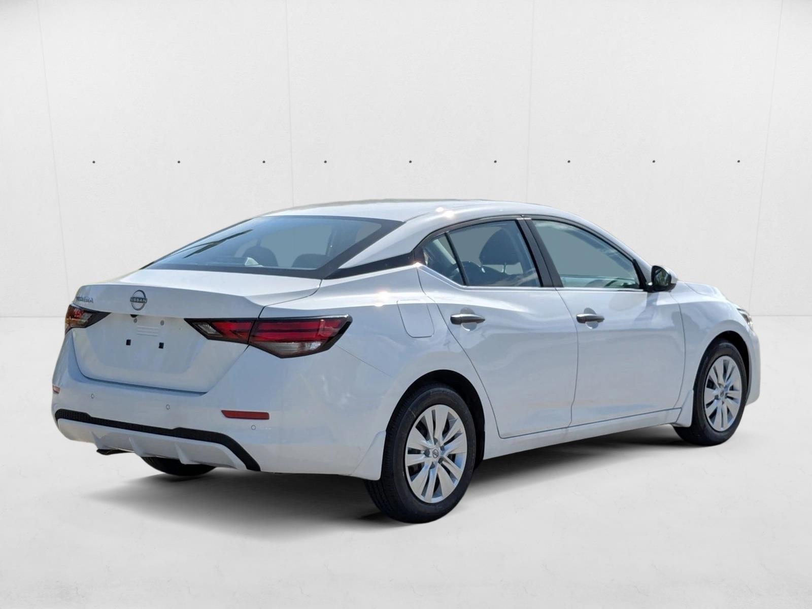 2025 Nissan Sentra S photo 2