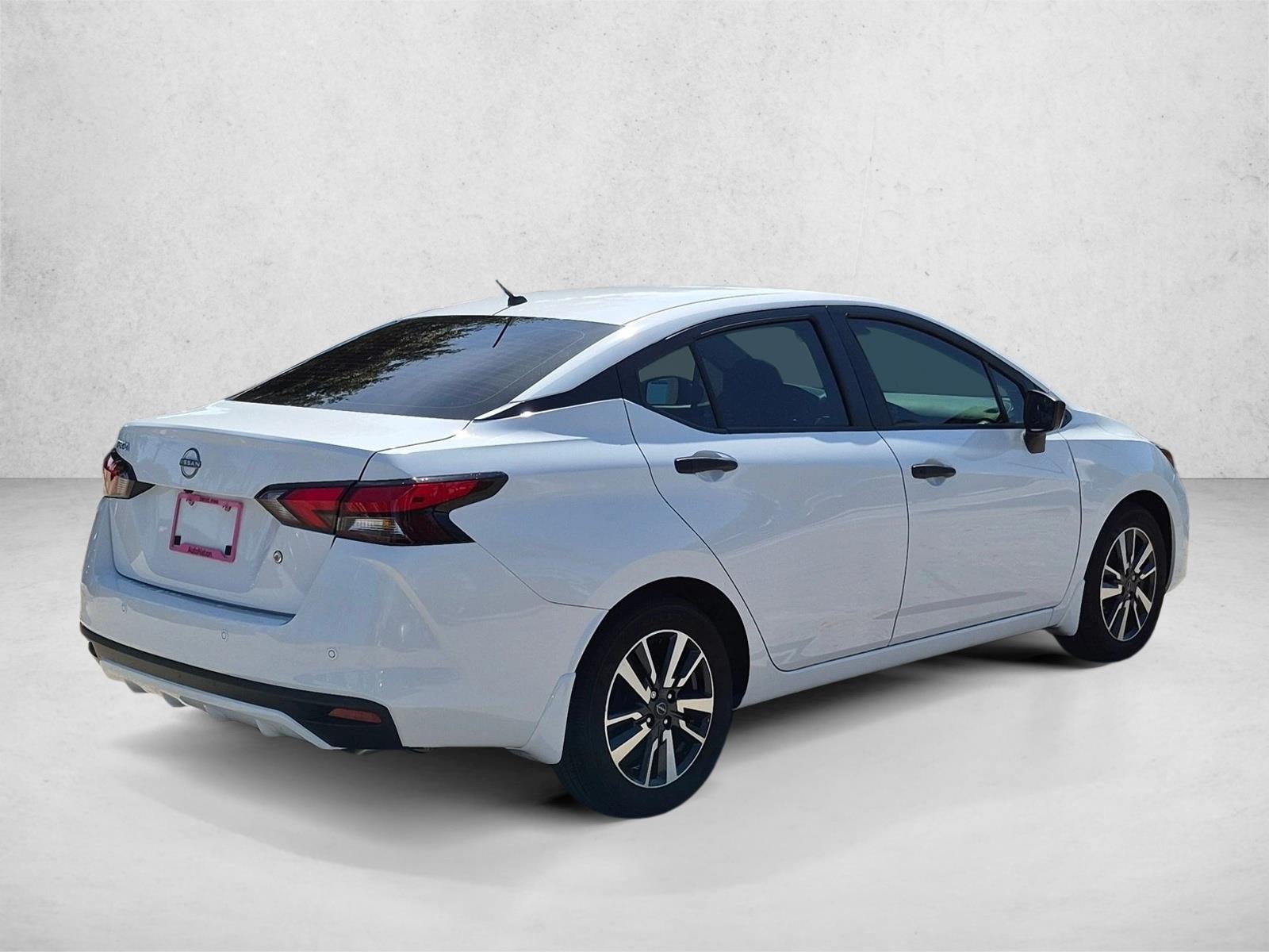 2025 Nissan Versa Sedan S - Photo 5